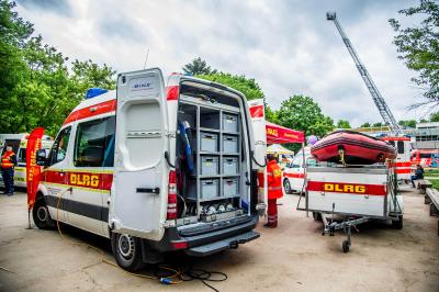 Esslingen-Sulzgries: Hilfsorganisationen praesentierten sich am Blaulichttag